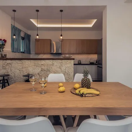 Vilă Daluz Koríthion